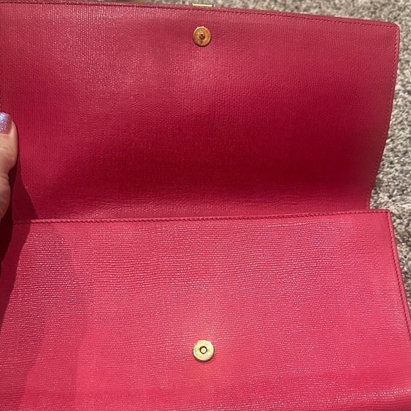 ❤️❤️❤️Last Chance❤️❤️❤️Yves Saint Laurent Bold Red Clutch - Picture 7 of 12